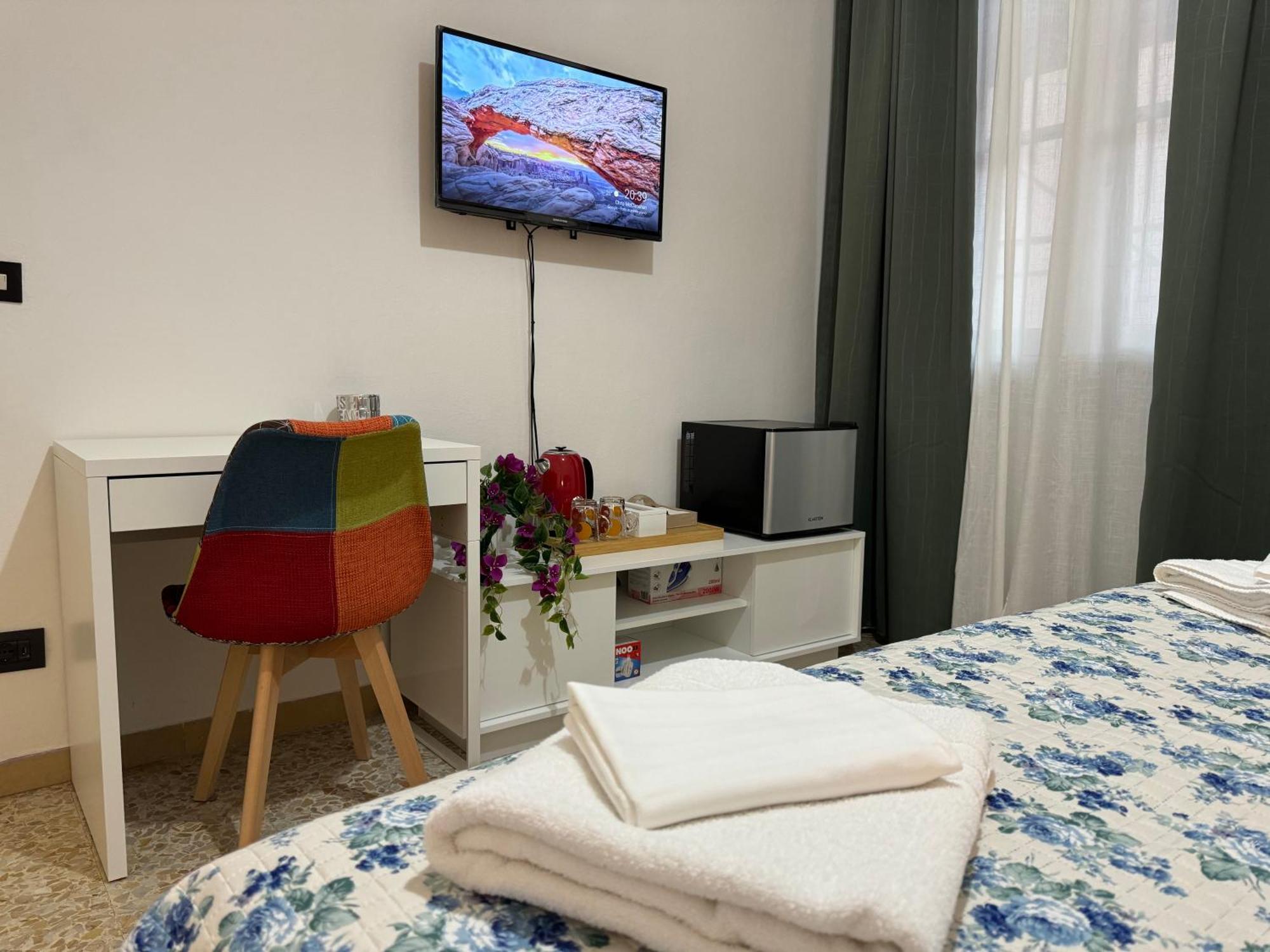 Hotel The Galaxy House Piza Zewnętrze zdjęcie