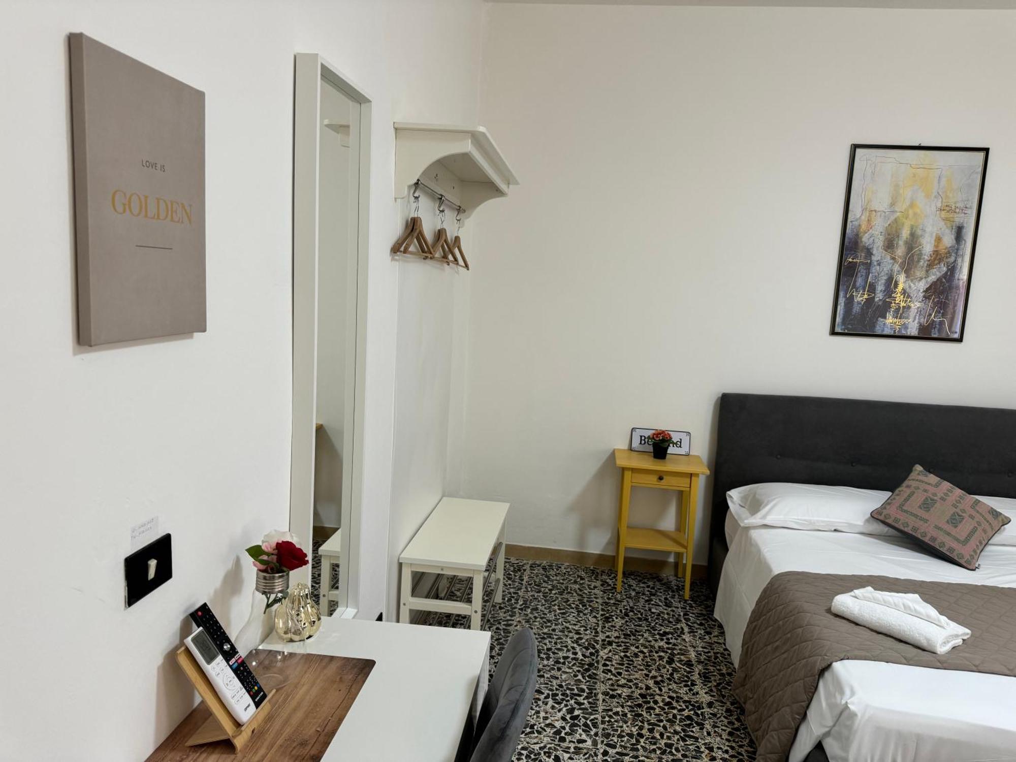 Hotel The Galaxy House Piza Zewnętrze zdjęcie