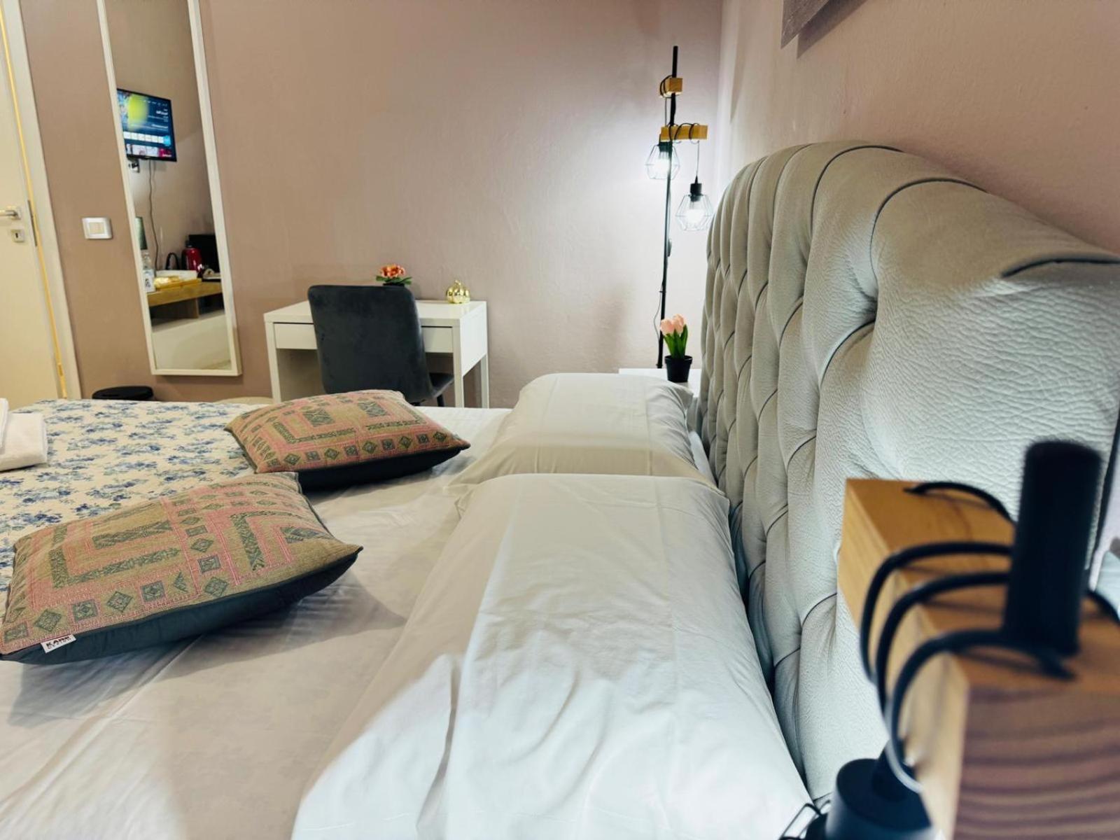 Hotel The Galaxy House Piza Zewnętrze zdjęcie